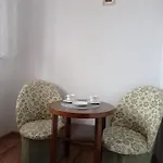 Velde Проживание в семье