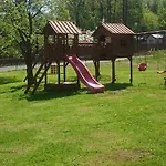 Проживание в семье Velde *