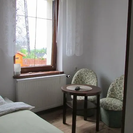 Velde בית אירוח קרפאז'